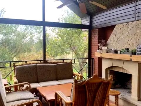 будинок за адресою Центральна