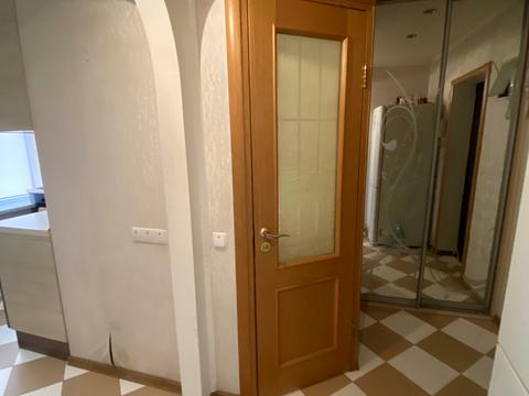 квартира за адресою Київ, Будівельників вул., 8-А