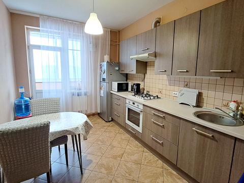 квартира за адресою Червоної Калини просп., 64