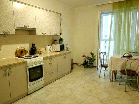 квартира за адресою Воскресенська вул., 18