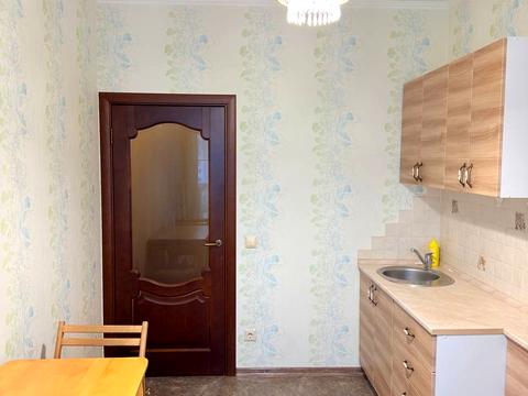 квартира за адресою Дмитра Луценка вул. (Крейсера "Аврора"), 14