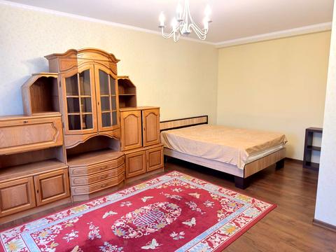 квартира за адресою Дмитра Луценка вул. (Крейсера "Аврора"), 14