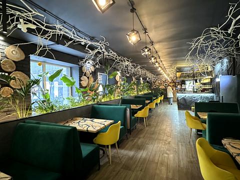 комерційна за адресою Келецька вул., 63