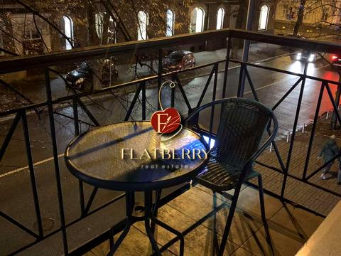 комерційна за адресою Інститутська вул., 24/7