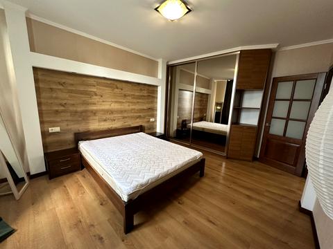 квартира за адресою Авіаконструктора Ігоря Сікорського вул. (Танкова), 4-В