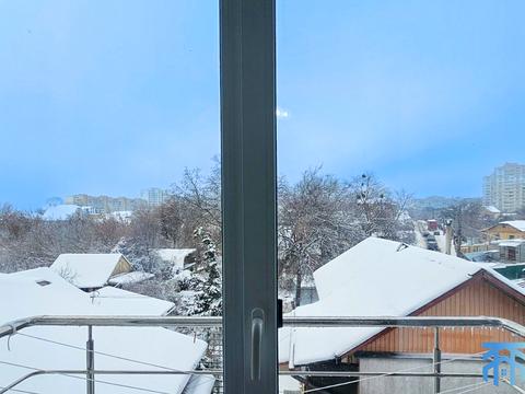 квартира за адресою Осіння вул., 71