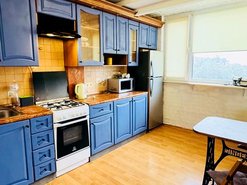 квартира за адресою Торгова вул., 1Б