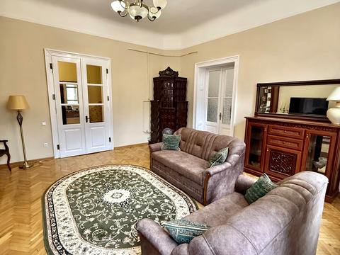 квартира за адресою Турецька вул., 1