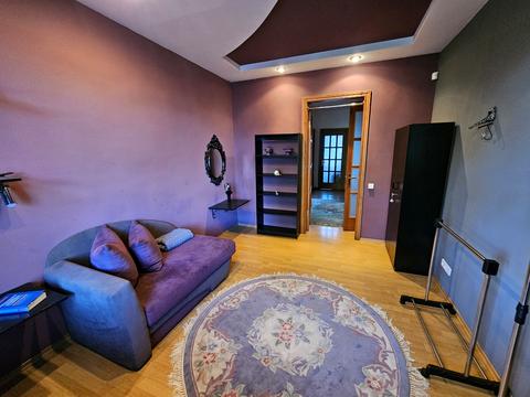 квартира за адресою Батальйону "Дніпро" бульв., 1-А