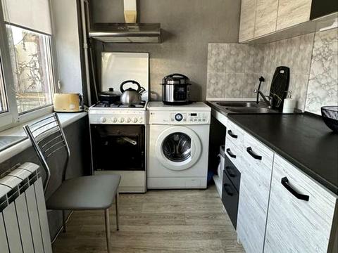 квартира за адресою Юності вул., 7