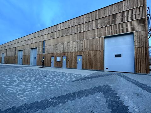 комерційна за адресою с. Малехів, Київська вул., 31