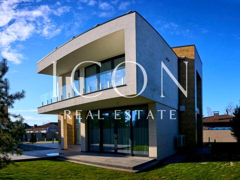 дом по адресу Абрикосова ул.