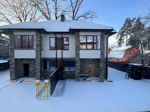 будинок за адресою Академіка Ромоданова вул. (Льва Толстого)