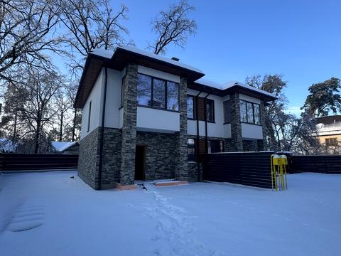 будинок за адресою Академіка Ромоданова вул. (Льва Толстого)