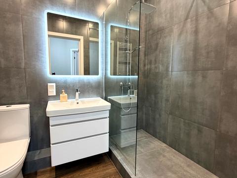 квартира за адресою Щаслива вул., (Будинок 20/9)