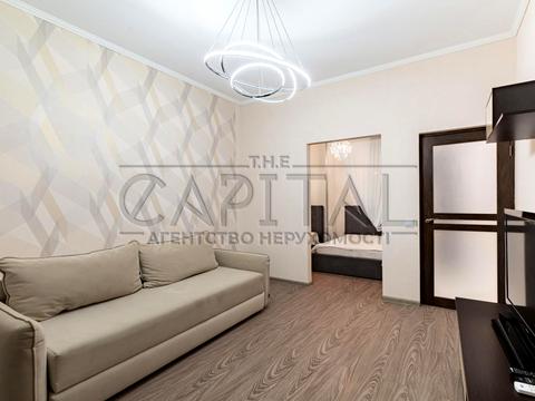 квартира за адресою Київ, Андрія Верхогляда вул. (Михайла Драгомирова), 5