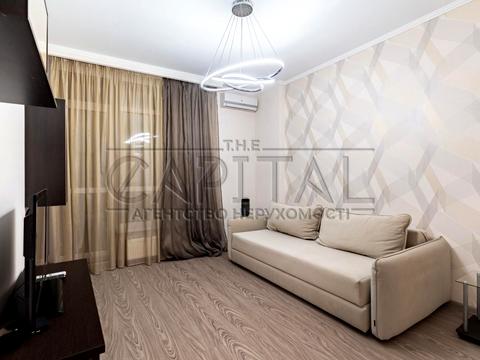 квартира за адресою Київ, Андрія Верхогляда вул. (Михайла Драгомирова), 5