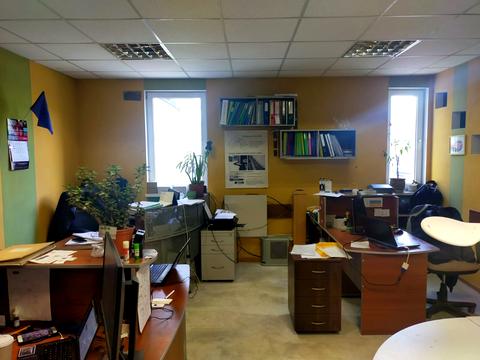 комерційна за адресою Союзу Українок вул. (), 4