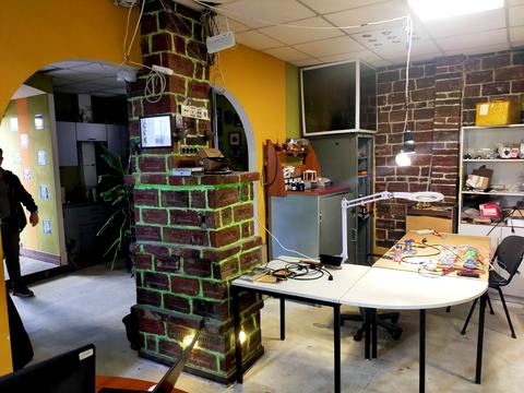 комерційна за адресою Союзу Українок вул. (), 4