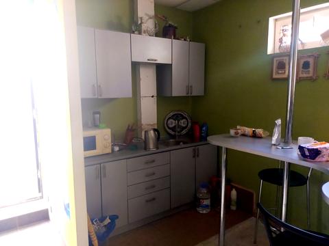 комерційна за адресою Союзу Українок вул. (), 4