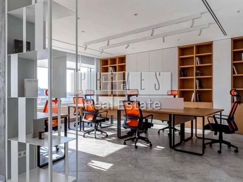 комерційна за адресою Буслівська вул., 12