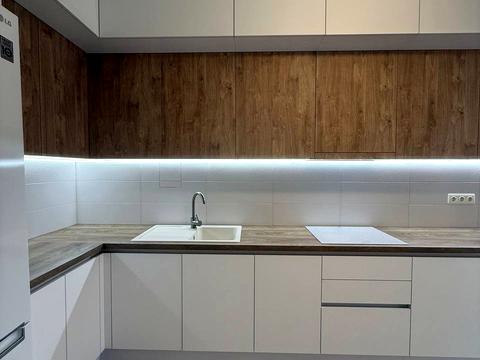 квартира по адресу Вячеслава Черновола ул., 98а