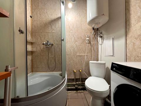 квартира за адресою Добровольців пров., 10