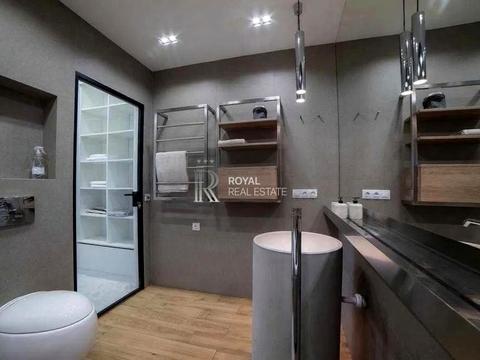 квартира за адресою Андрія Верхогляда вул. (Михайла Драгомирова), 2-А