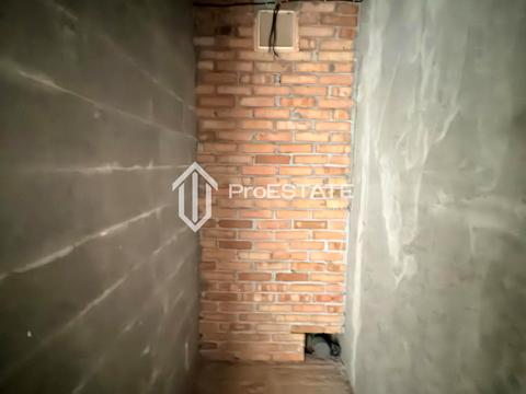 квартира за адресою Олександра Олеся вул., 8/17