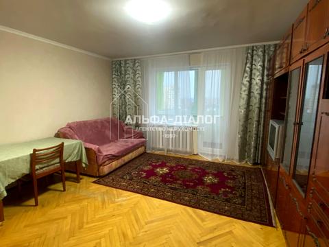 квартира за адресою Київ, Героїв полку "Азов" вул. (Маршала Малиновського), 27/23