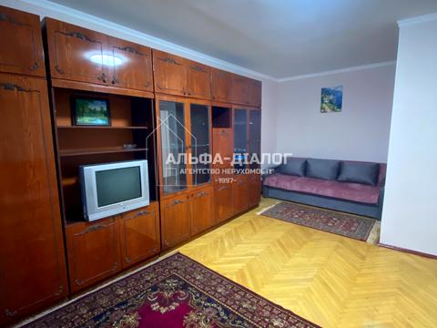 квартира за адресою Київ, Героїв полку "Азов" вул. (Маршала Малиновського), 27/23