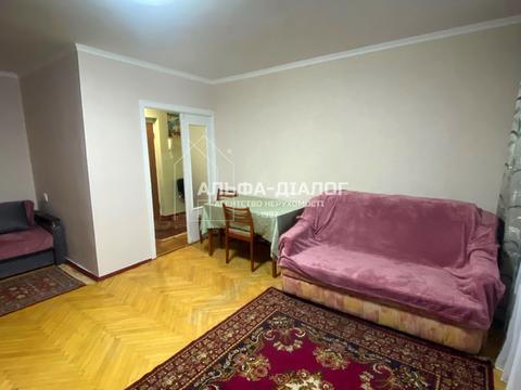 квартира за адресою Київ, Героїв полку "Азов" вул. (Маршала Малиновського), 27/23