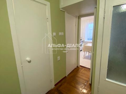 квартира за адресою Київ, Героїв полку "Азов" вул. (Маршала Малиновського), 27/23