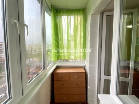 квартира за адресою Київ, Героїв полку "Азов" вул. (Маршала Малиновського), 27/23