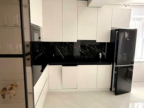 дом по адресу Ужанська, 33