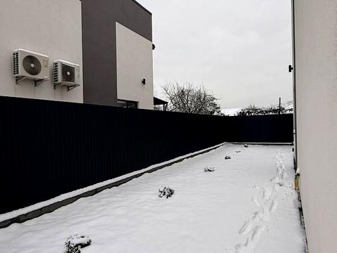 дом по адресу Ужанська, 33