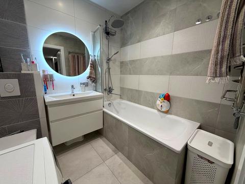 квартира за адресою Зелена вул., 204б