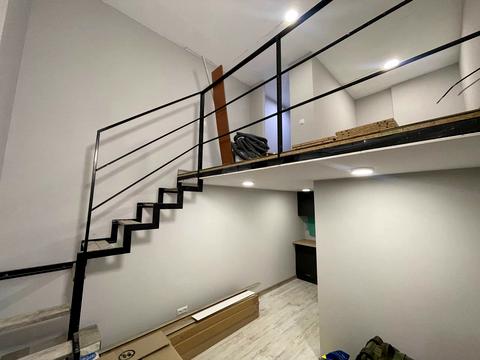 комерційна за адресою Радистів вул., 40-В