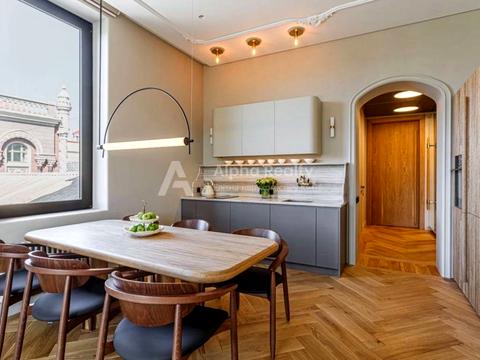 квартира за адресою Київ, Інститутська вул., 13-А