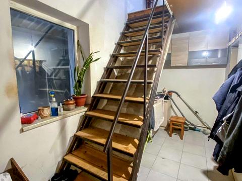 будинок за адресою Тополина вул.