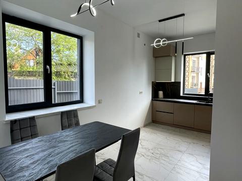 будинок за адресою Львів, Лисеницька вул., 4а