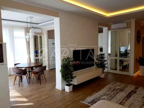 квартира за адресою Ділова вул. (Димитрова), 4