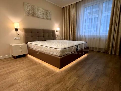 квартира за адресою Ділова вул. (Димитрова), 4