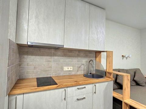 квартира за адресою Центральна вул., (Будинок 3)