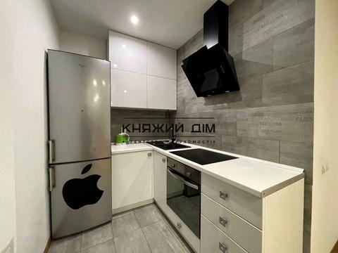 квартира за адресою Михайла Максимовича вул. (Онуфрія Трутенка), 3-Д