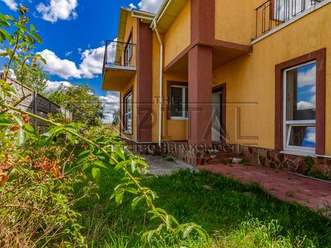 будинок за адресою вишнева