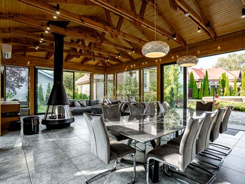 дом по адресу Садовая ул.