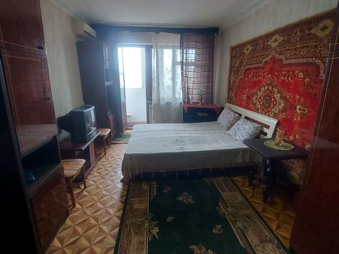 квартира за адресою Академіка Корольова вул., 86