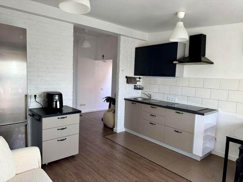 квартира за адресою Машинобудівників вул., 15