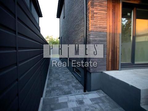 дом по адресу 14-та Садова ул.